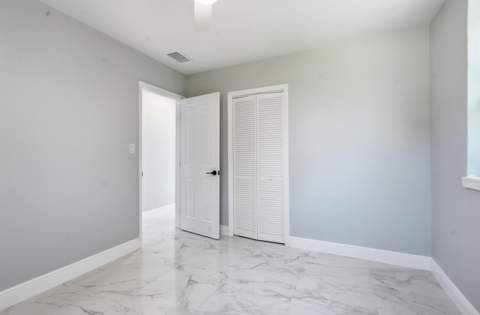 5926 SE Inez Avenue, Stuart FL - photo 17 of 42