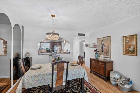 3186 Via Poinciana #114, Lake Worth FL - photo 21 of 55