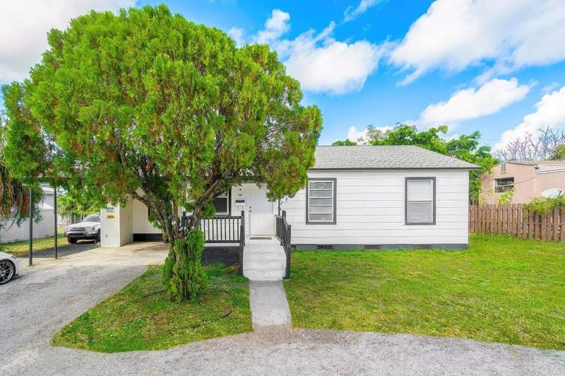 3 bedroom Single Family Residence at 921 43rd Street, Northmore Add, West Palm Beach — photo 2