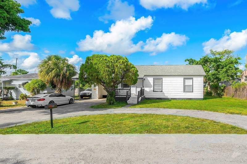3 bedroom Single Family Residence at 921 43rd Street, Northmore Add, West Palm Beach — photo 3