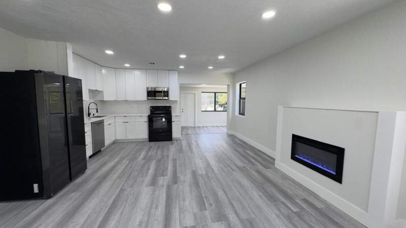 3 bedroom Single Family Residence at 235 SW 21st Way, Woodland Park Amd Plat, Fort Lauderdale — photo 3