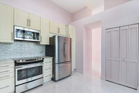 17167 Bermuda Village Drive #17167, Boca Raton FL - photo 9 of 28