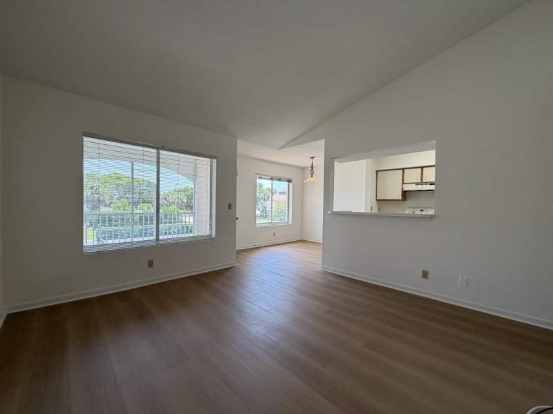 1 bedroom Condominium at 815 W Boynton Beach Boulevard #12-203, Casablanca Isles Condo, Boynton Beach — photo 2