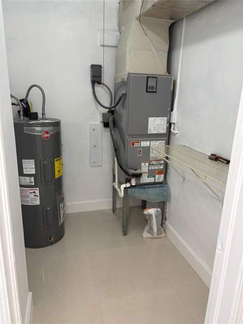 5635 Grant Street, Hollywood FL - photo 14 of 31