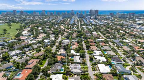 2625 NE 35th Street, Fort Lauderdale FL - photo 7 of 30