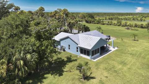 18601 Orange Avenue, Fort Pierce FL - photo 6 of 58