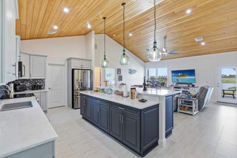 18601 Orange Avenue, Fort Pierce FL - photo 10 of 58