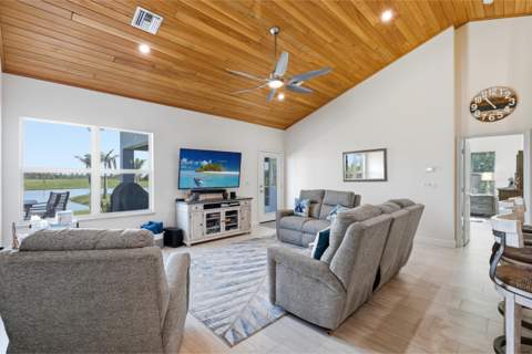 18601 Orange Avenue, Fort Pierce FL - photo 20 of 58