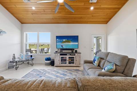 18601 Orange Avenue, Fort Pierce FL - photo 21 of 58