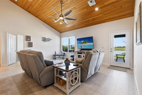 18601 Orange Avenue, Fort Pierce FL - photo 22 of 58