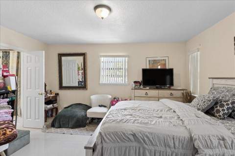 1313 NW 13th Court, Fort Lauderdale FL - photo 7 of 15