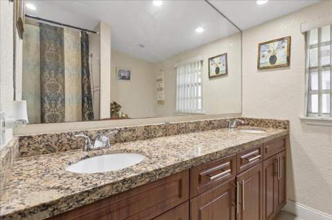 1313 NW 13th Court, Fort Lauderdale FL - photo 8 of 15