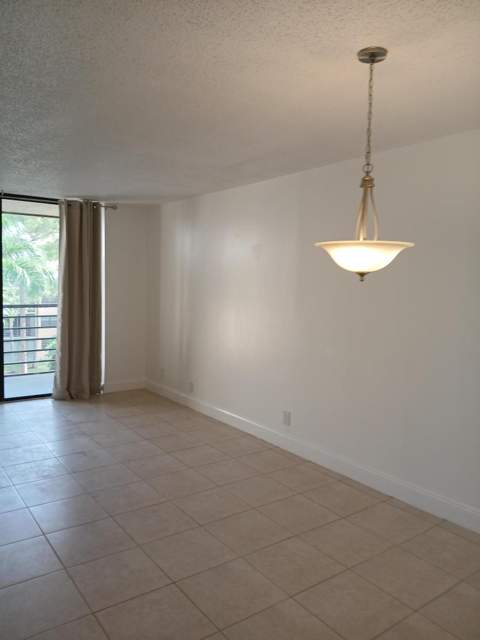 4760 Lucerne Lakes Boulevard #405, Lake Worth FL - photo 15 of 22