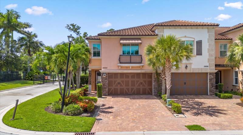 3 bedroom Townhouse at 15600 Italian Cypress Way, Binks Pointe, Wellington — photo 2