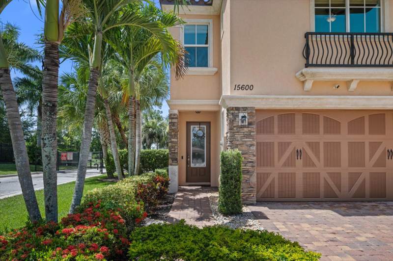 3 bedroom Townhouse at 15600 Italian Cypress Way, Binks Pointe, Wellington — photo 3