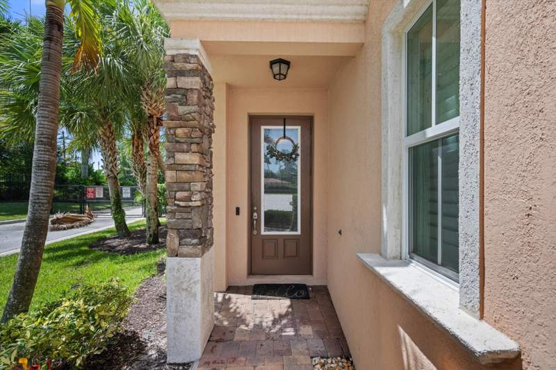 3 bedroom Townhouse at 15600 Italian Cypress Way, Binks Pointe, Wellington — photo 4