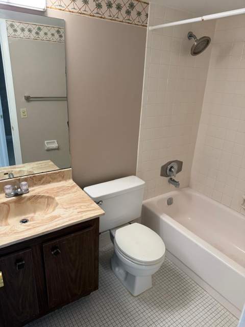 5750 NW 64th Avenue #201, Tamarac FL - photo 13 of 24