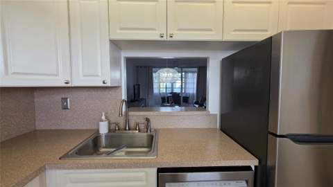 4851 NW 26th Court #437, Lauderdale Lakes FL - photo 10 of 33