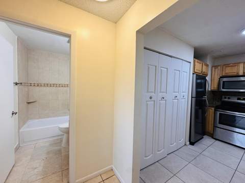 3409 NW 44th Street #205, Oakland Park FL - photo 20 of 33