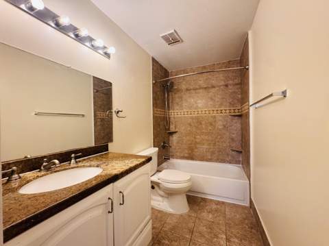 3409 NW 44th Street #205, Oakland Park FL - photo 7 of 33