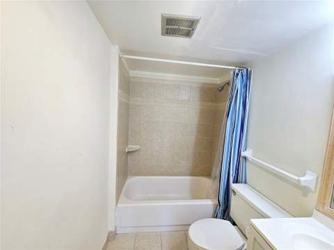 4172 Inverrary Drive #410, Lauderhill FL - photo 20 of 24
