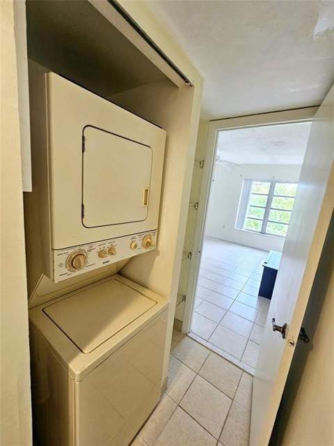 4172 Inverrary Drive #410, Lauderhill FL - photo 22 of 24