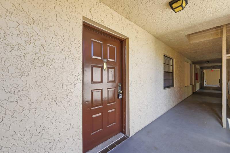 2 bedroom Condominium at 10501 W Broward Boulevard #405, Plantation Racquet Club, Plantation — photo 3