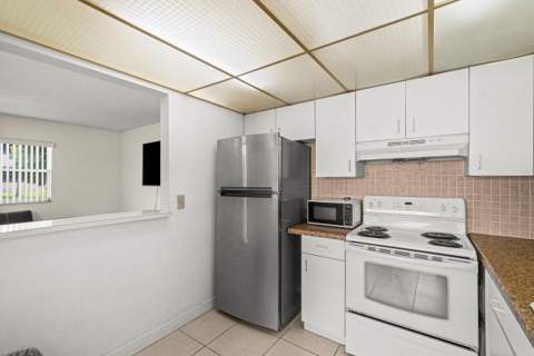 690 Brittany O, Delray Beach FL - photo 11 of 26