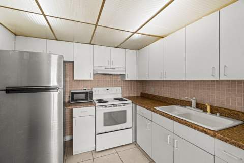 690 Brittany O, Delray Beach FL - photo 12 of 26