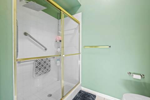 10156 Lombardy Drive, Tamarac FL - photo 16 of 23