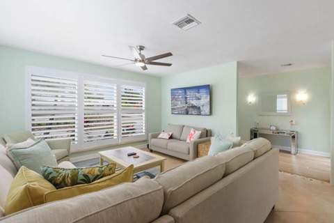 608 Malabar Avenue, Fort Pierce FL - photo 18 of 39