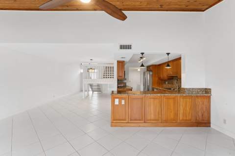 119 Old Meadow Way, Palm Beach Gardens FL - photo 11 of 46