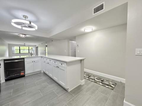 7681 Tahiti Lane #102, Lake Worth FL - photo 8 of 71