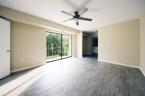 1700 Embassy Drive #Apt 402, West Palm Beach FL - photo 18 of 38