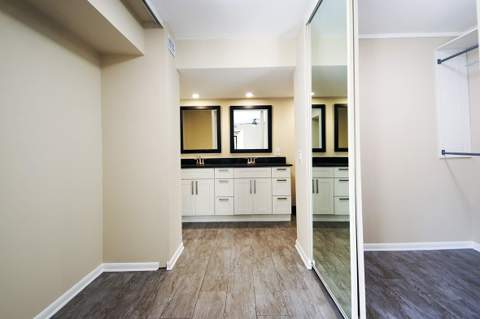 1700 Embassy Drive #Apt 402, West Palm Beach FL - photo 20 of 38