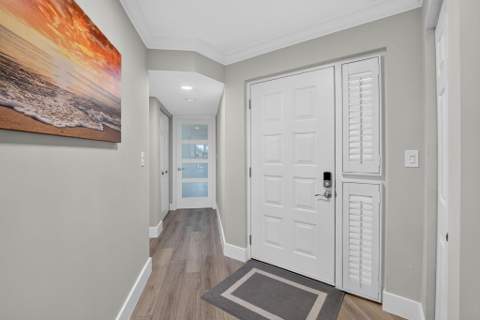 104 Half Moon Circle #D2, Hypoluxo FL - photo 6 of 64