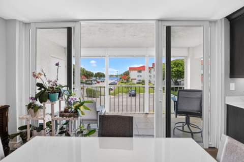 104 Half Moon Circle #D2, Hypoluxo FL - photo 17 of 64