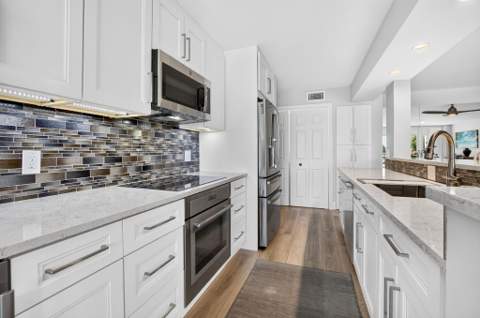 104 Half Moon Circle #D2, Hypoluxo FL - photo 19 of 64