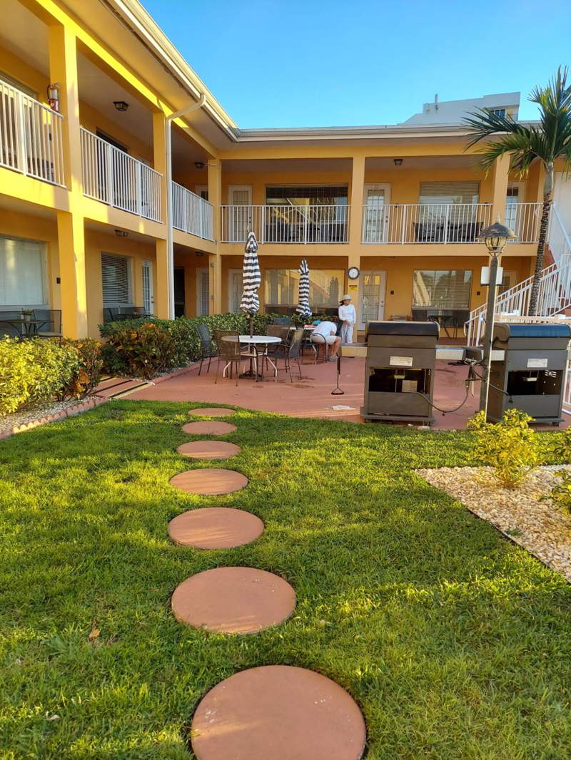 1 bedroom Condominium at 605 N Riverside Drive #12A, Aloha Condo, Pompano Beach — photo 3