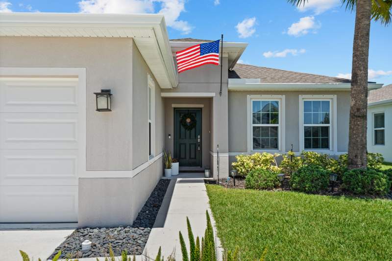 3 bedroom Single Family Residence at 3625 Sapphire Hollow Way, Carriage Pointe Estates Replat, Fort Pierce — photo 3