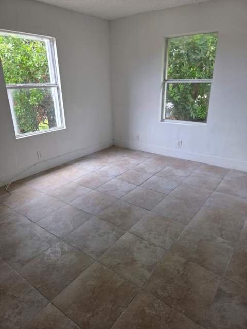 1633 W 28th Street #B, Riviera Beach FL - photo 8 of 15