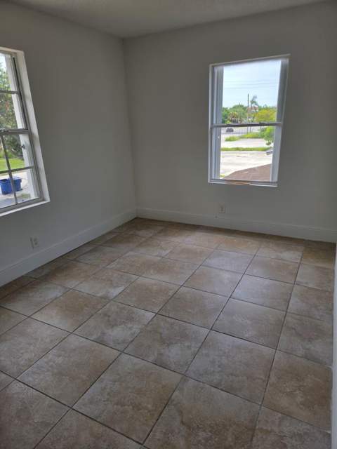 1633 W 28th Street #B, Riviera Beach FL - photo 10 of 15