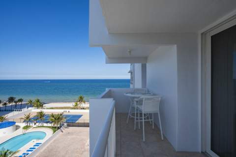 1370 S Ocean Boulevard #905, Pompano Beach FL - photo 17 of 44