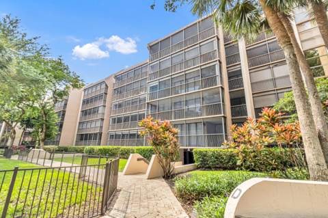 2806 N 46th Avenue #D334, Hollywood FL - photo 19 of 21