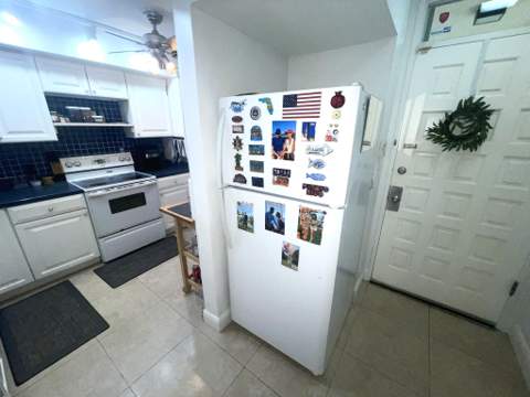 2500 Presidential Way #106, West Palm Beach FL - photo 20 of 34