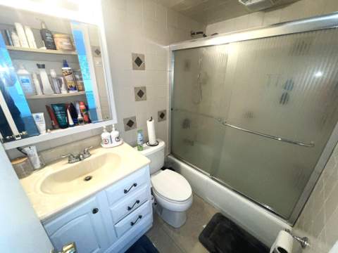2500 Presidential Way #106, West Palm Beach FL - photo 24 of 34