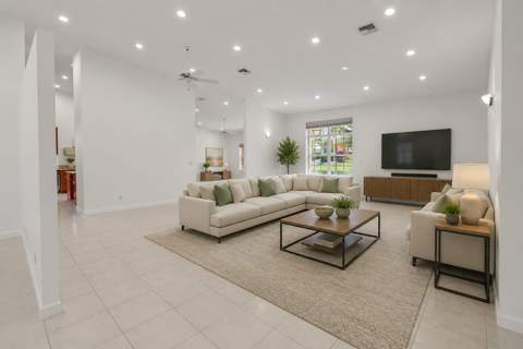 551 NW 108th Avenue, Plantation FL - photo 11 of 44
