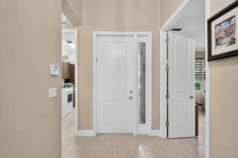 10542 SW Sunray Street, Port St. Lucie FL - photo 10 of 95