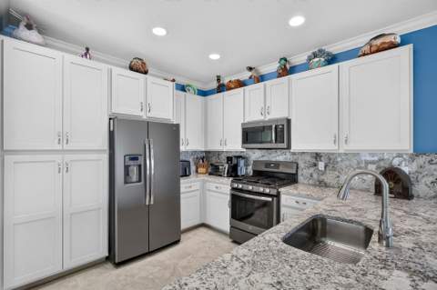 10542 SW Sunray Street, Port St. Lucie FL - photo 17 of 95