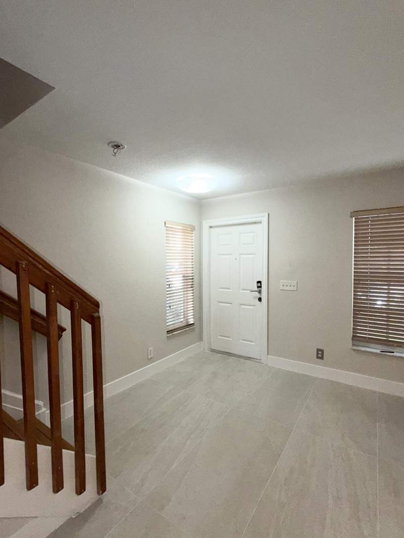 3 bedroom Townhouse at 816 Summit Lake Drive, Summit Lake, West Palm Beach — photo 4